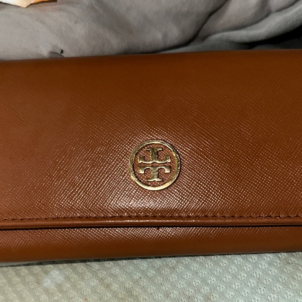 Tory Burch Tan Leather Wallet - Picture 8 of 11